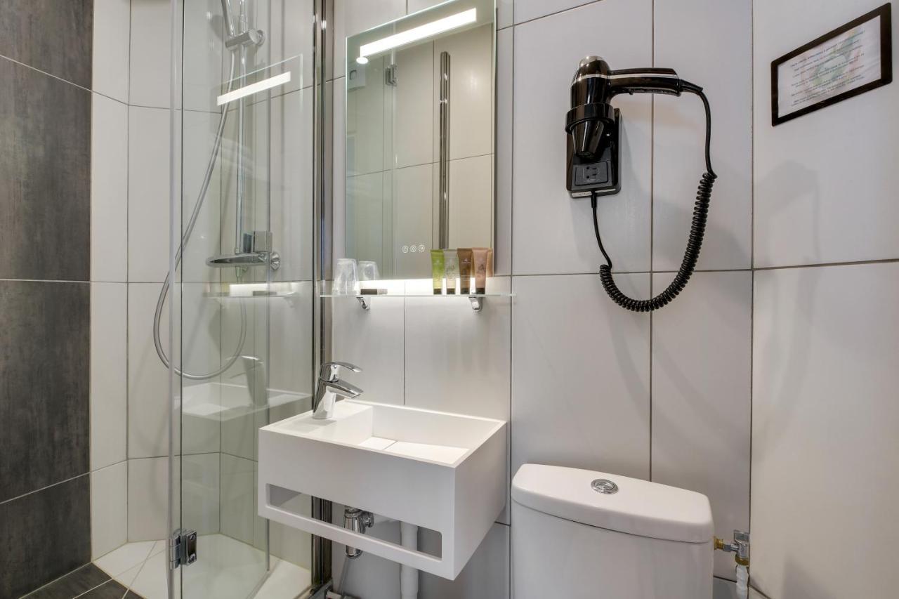 Hotel Riviera Elysees Paris Bagian luar foto