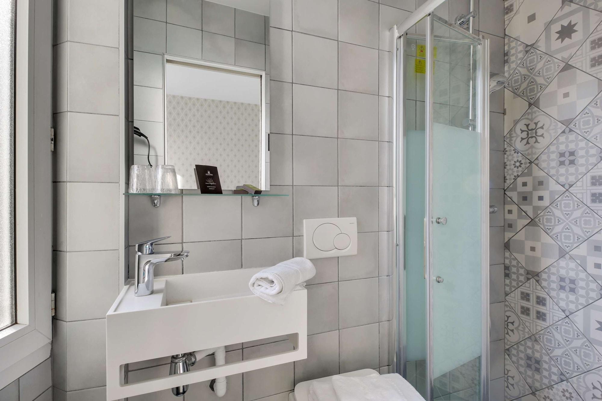 Hotel Riviera Elysees Paris Bagian luar foto