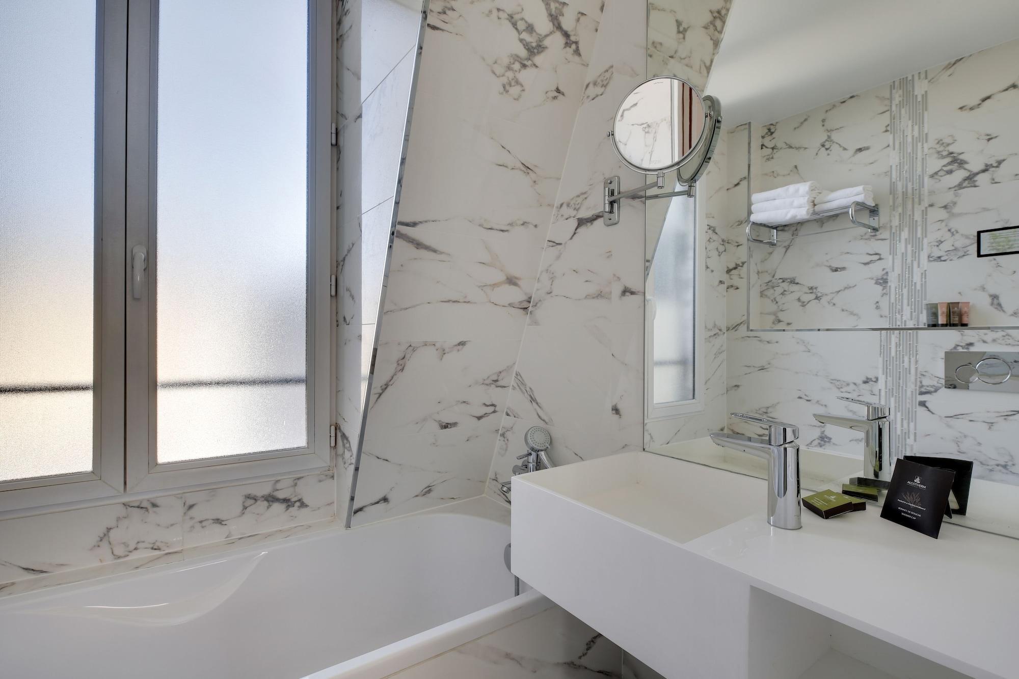 Hotel Riviera Elysees Paris Bagian luar foto